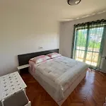 Apartments&rooms Pahljina 3*
