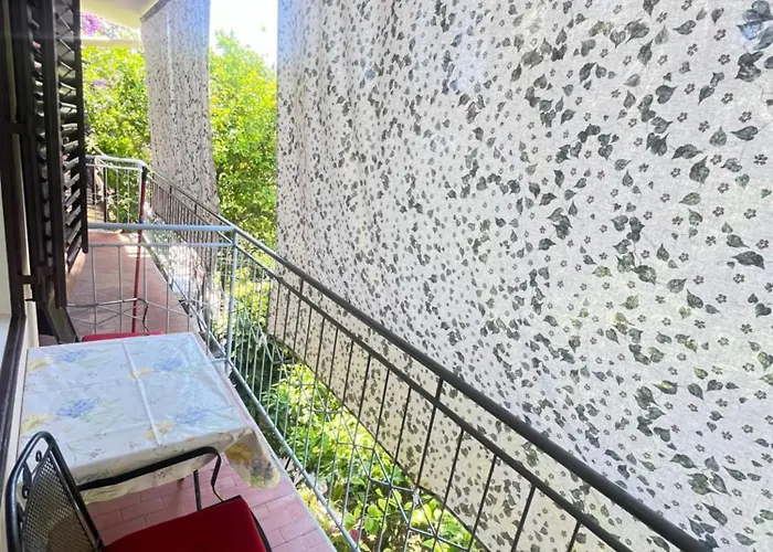 Vendégház Apartments&rooms Pahljina Rab Town