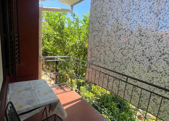 Apartments&rooms Pahljina